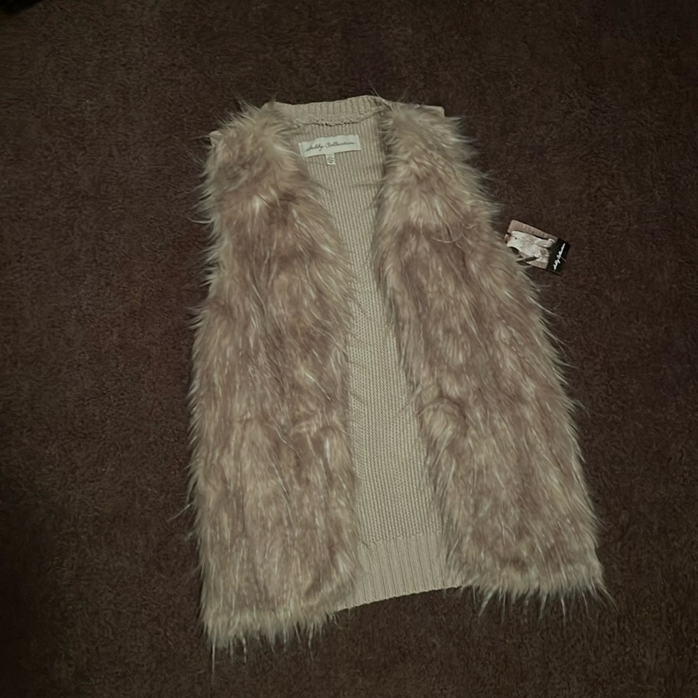 Faux fur sweater vest